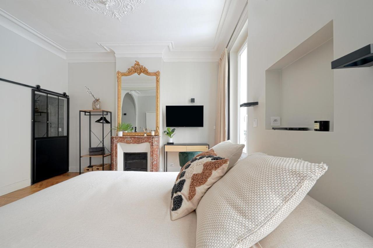 Studio Quartier Champs Elysees 2 Free Netflix Paris Ngoại thất bức ảnh