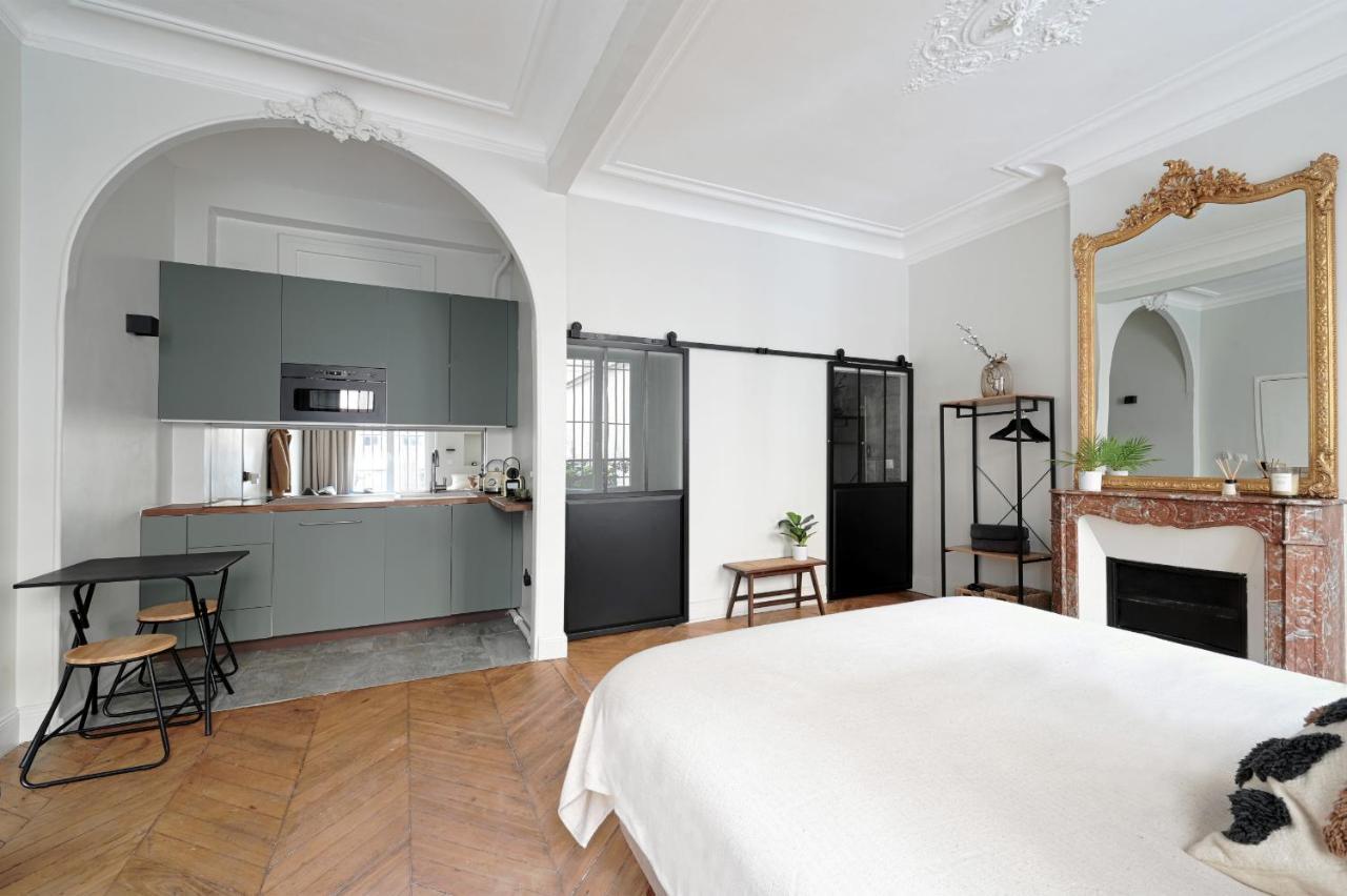 Studio Quartier Champs Elysees 2 Free Netflix Paris Ngoại thất bức ảnh
